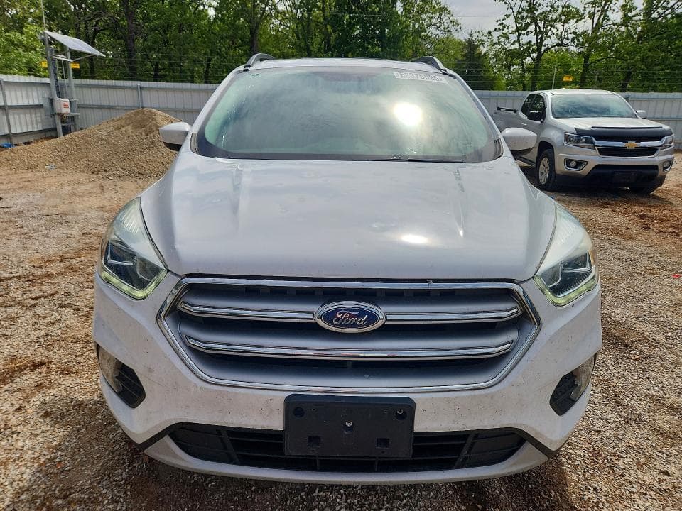 2017 FORD ESCAPE SE 5