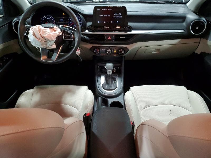 2022 KIA FORTE LXS 8