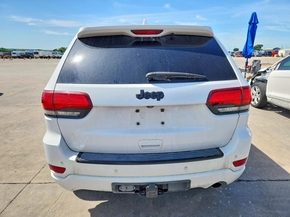 2017 JEEP GRAND CHEROKEE LAREDO 6