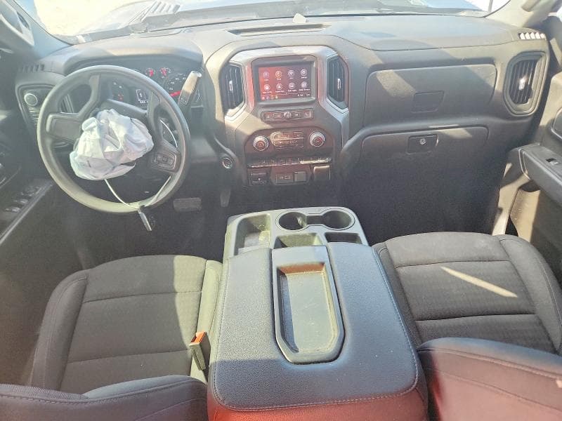 2024 CHEVROLET SILVERADO K2500 CUSTOM 8