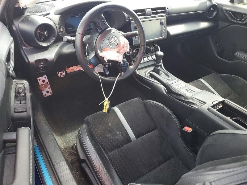 2023 TOYOTA GR 86 PREMIUM 8