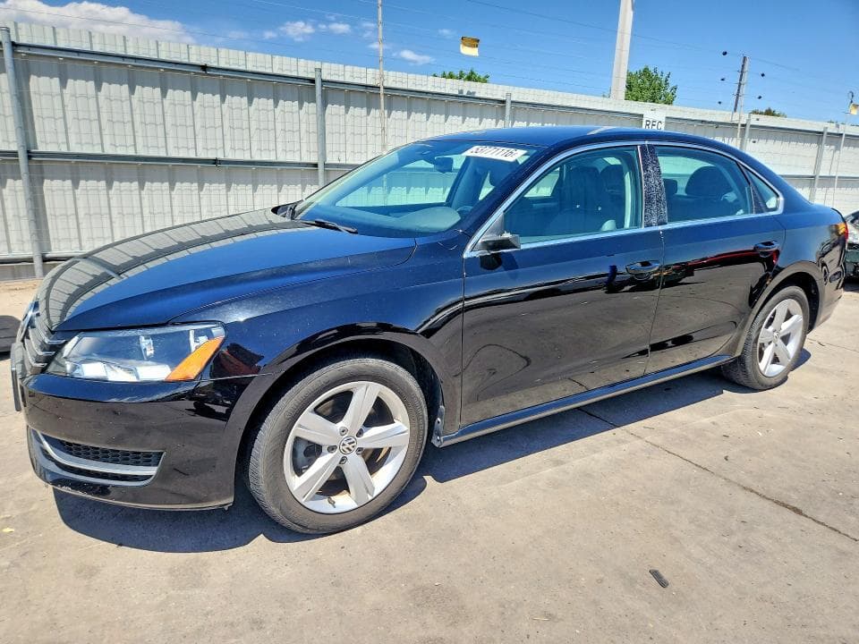 2012 VOLKSWAGEN PASSAT - 1