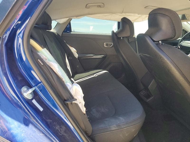 2025 KIA K4 10