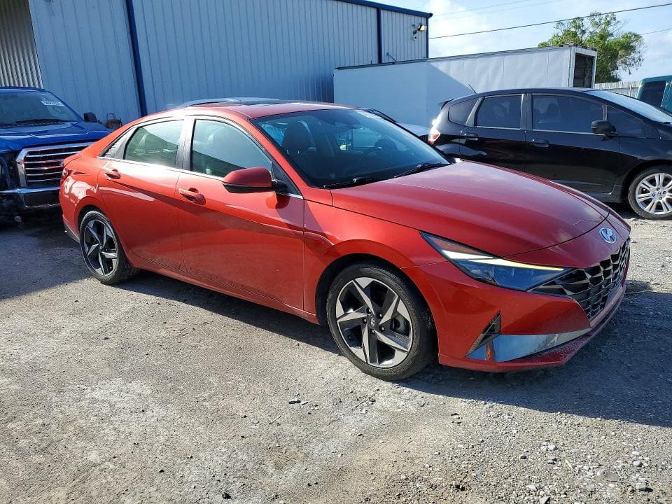 2022 HYUNDAI ELANTRA LIMITED 4