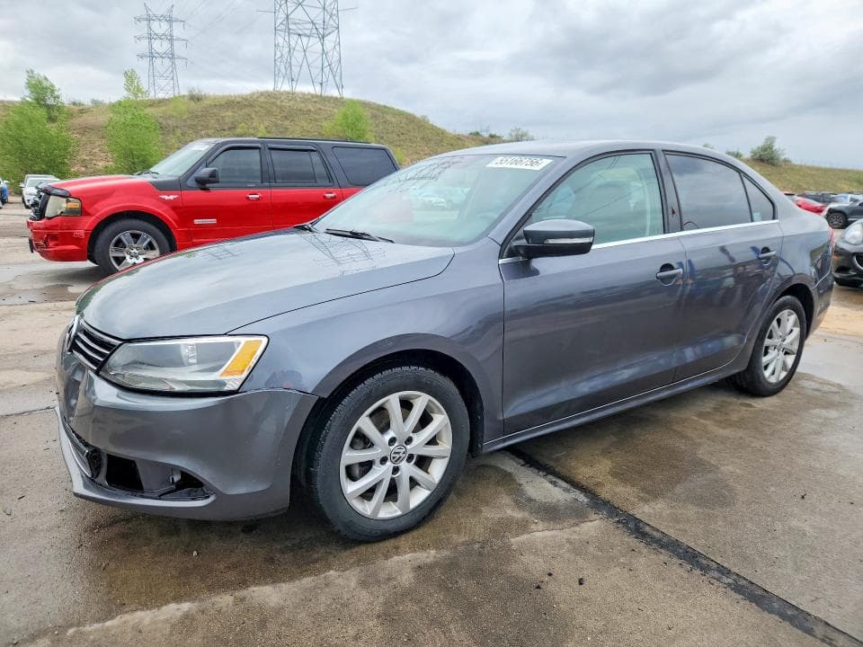 2013 VOLKSWAGEN JETTA SE - 1