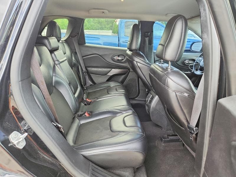 2019 JEEP CHEROKEE LATITUDE PLUS 10