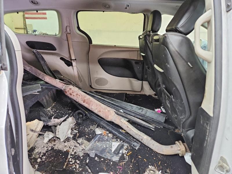 2019 CHRYSLER PACIFICA LIMITED 11