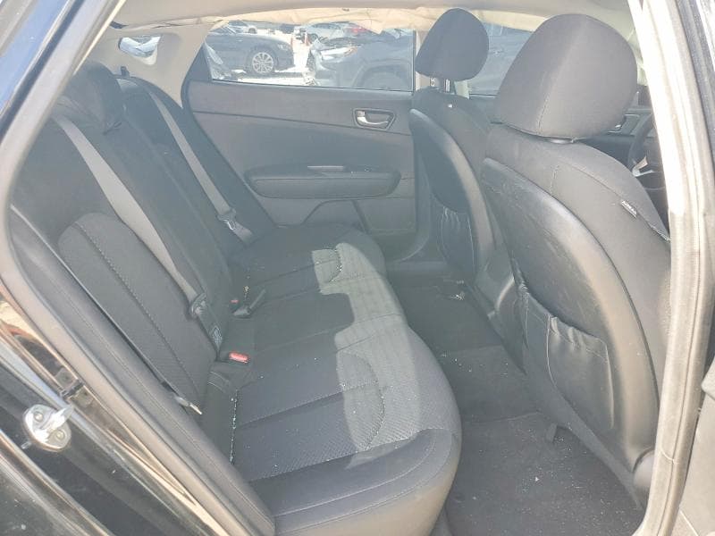 2018 KIA OPTIMA LX 10
