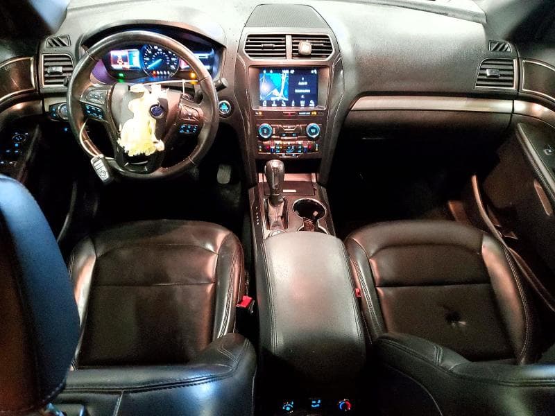2019 FORD EXPLORER XLT 8