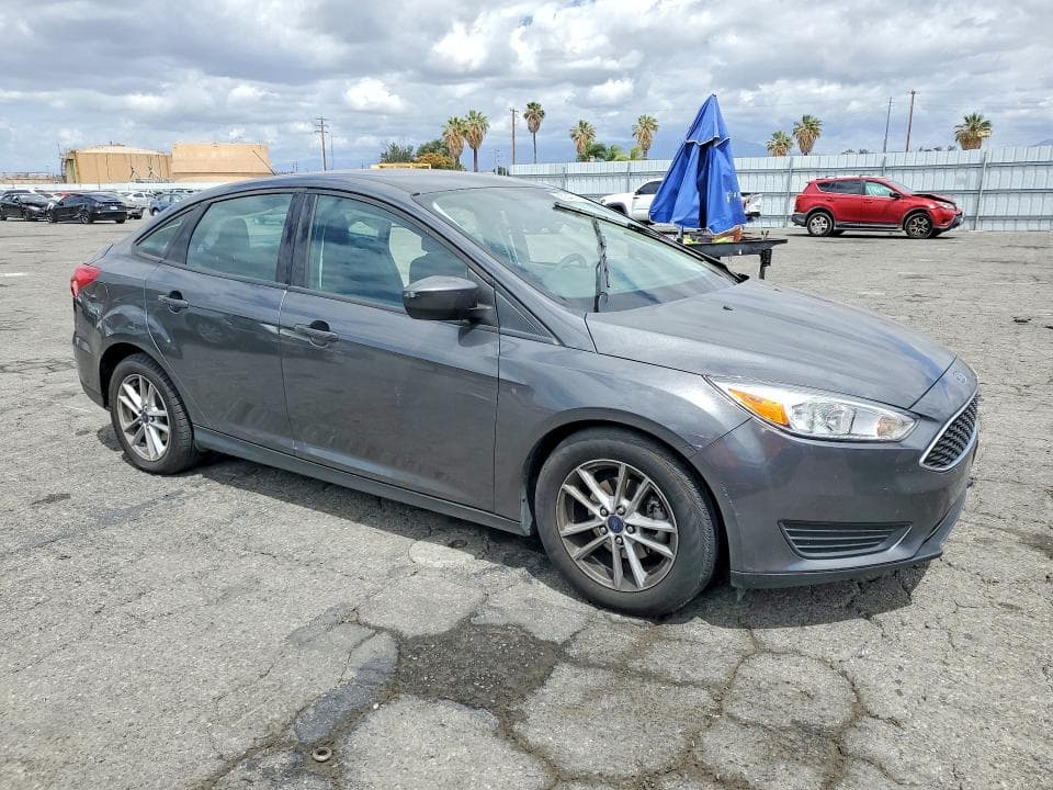 2018 FORD FOCUS SE 4