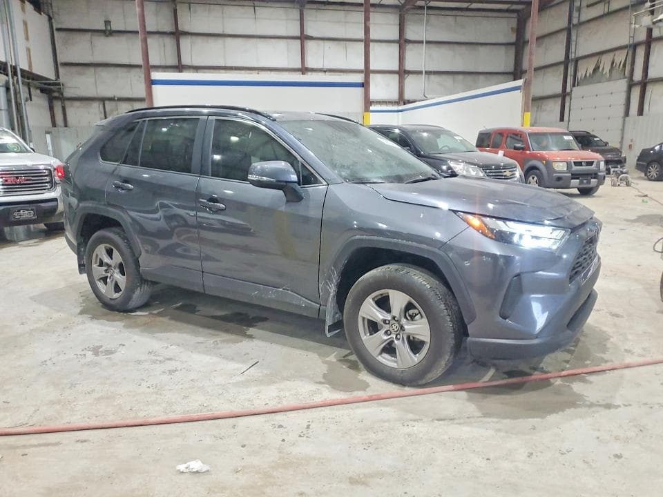 2025 TOYOTA RAV4 XLE 4