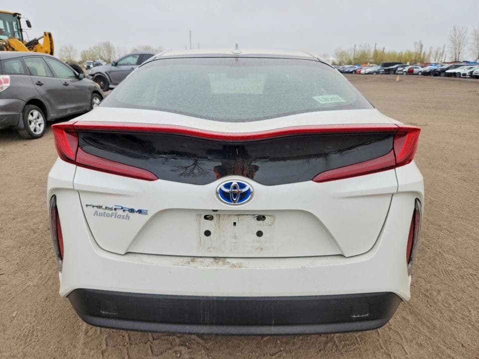 2020 TOYOTA PRIUS PRIME LE 6
