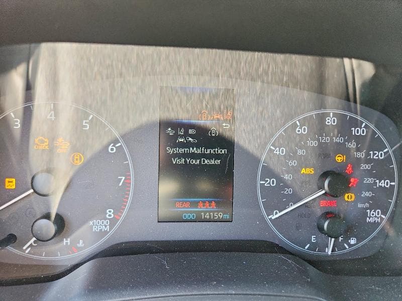 2025 TOYOTA COROLLA SE 9