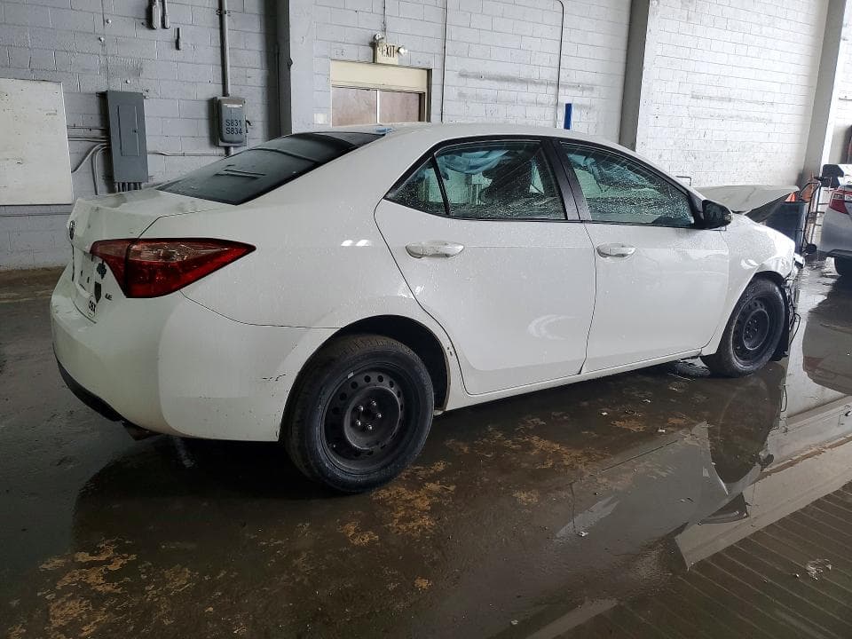 2017 TOYOTA COROLLA LE 3