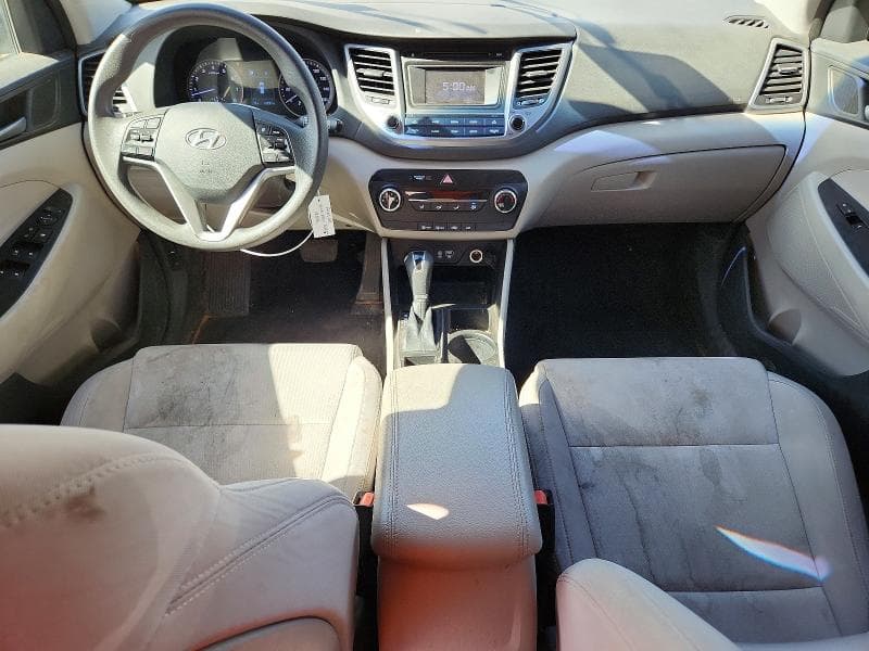 2017 HYUNDAI TUCSON SE 8