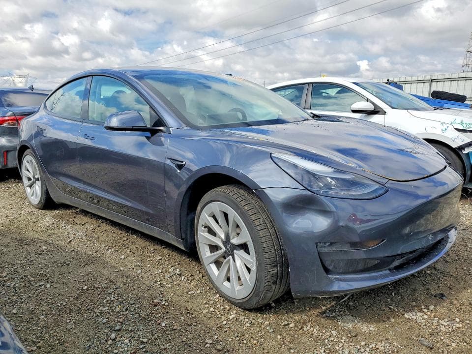 2023 TESLA MODEL 3 4