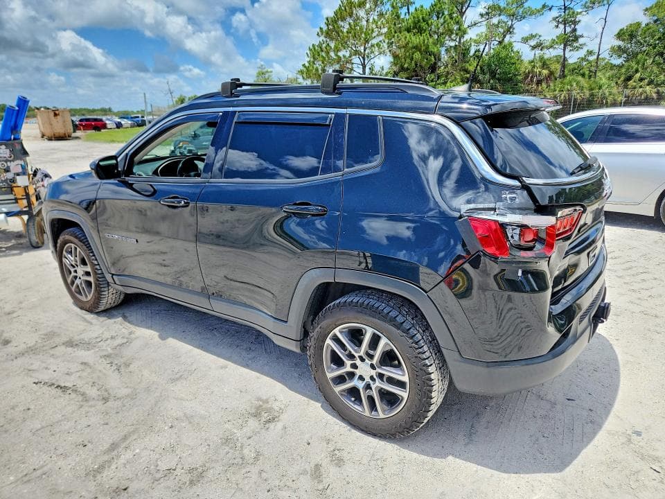 2017 JEEP COMPASS LATITUDE 2