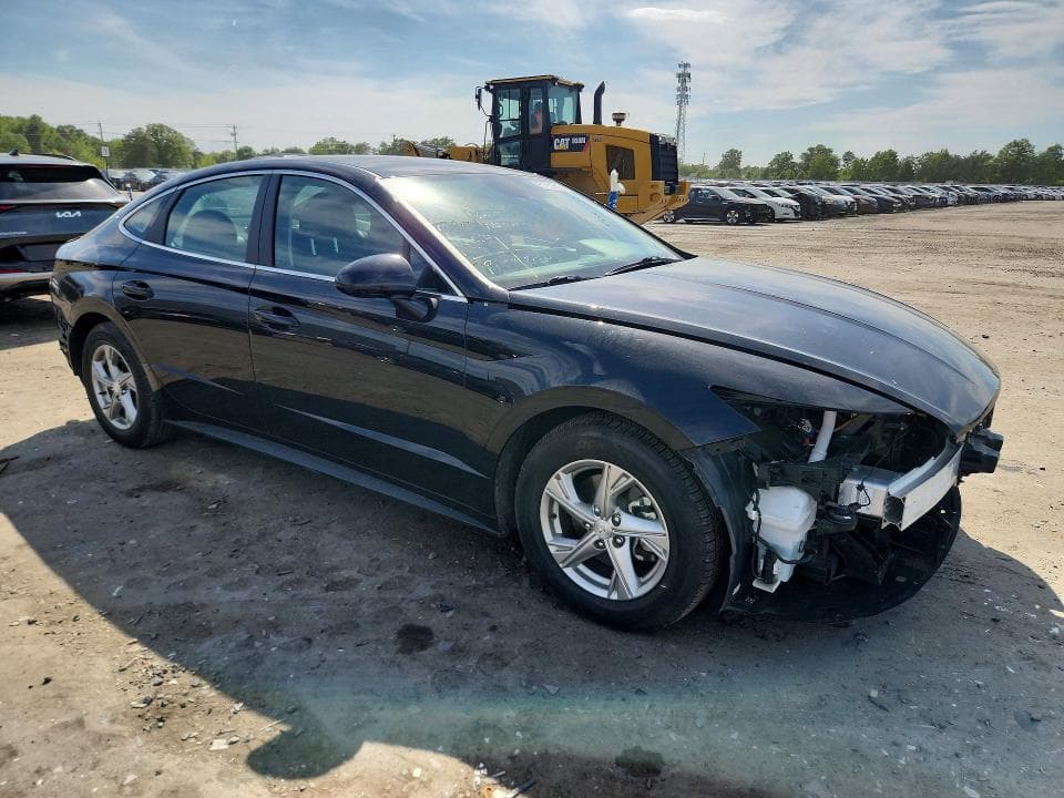 2020 HYUNDAI SONATA SE 4