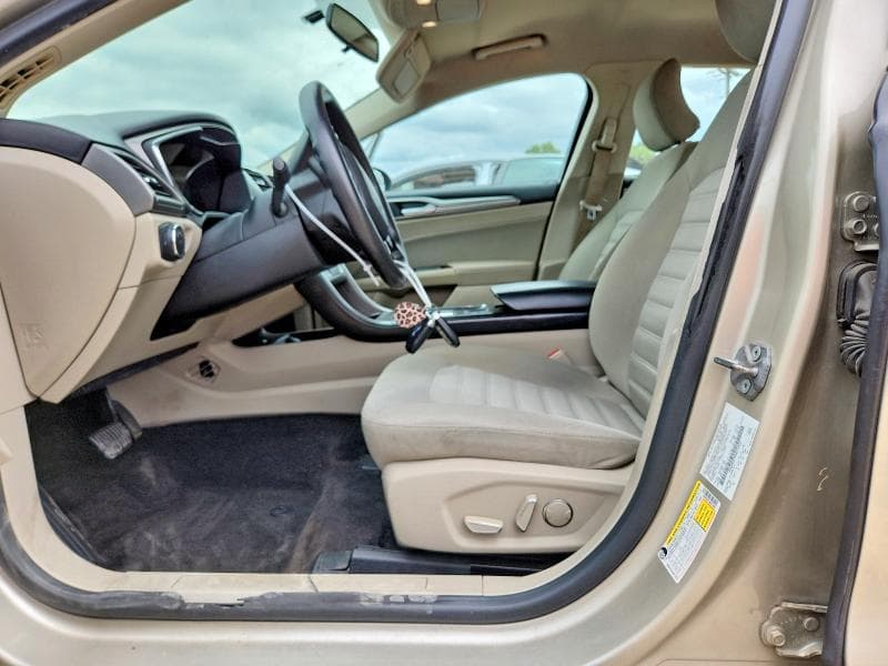 2017 FORD FUSION SE 7