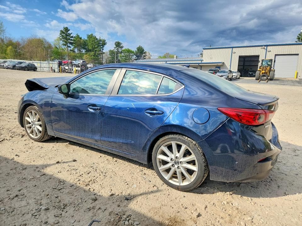 2017 MAZDA 3 TOURING 2
