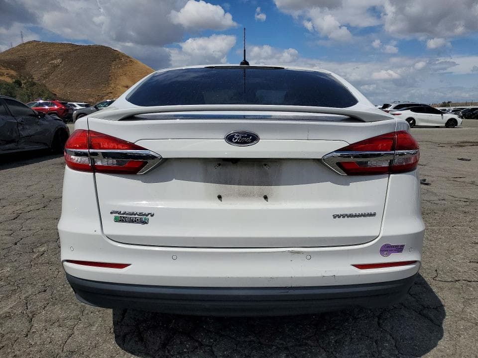 2019 FORD FUSION TITANIUM 6