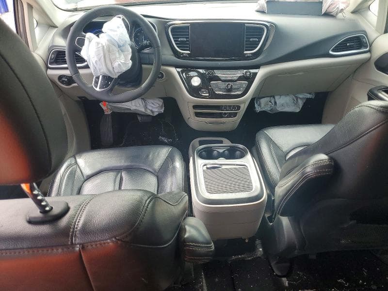 2022 CHRYSLER PACIFICA TOURING L 8