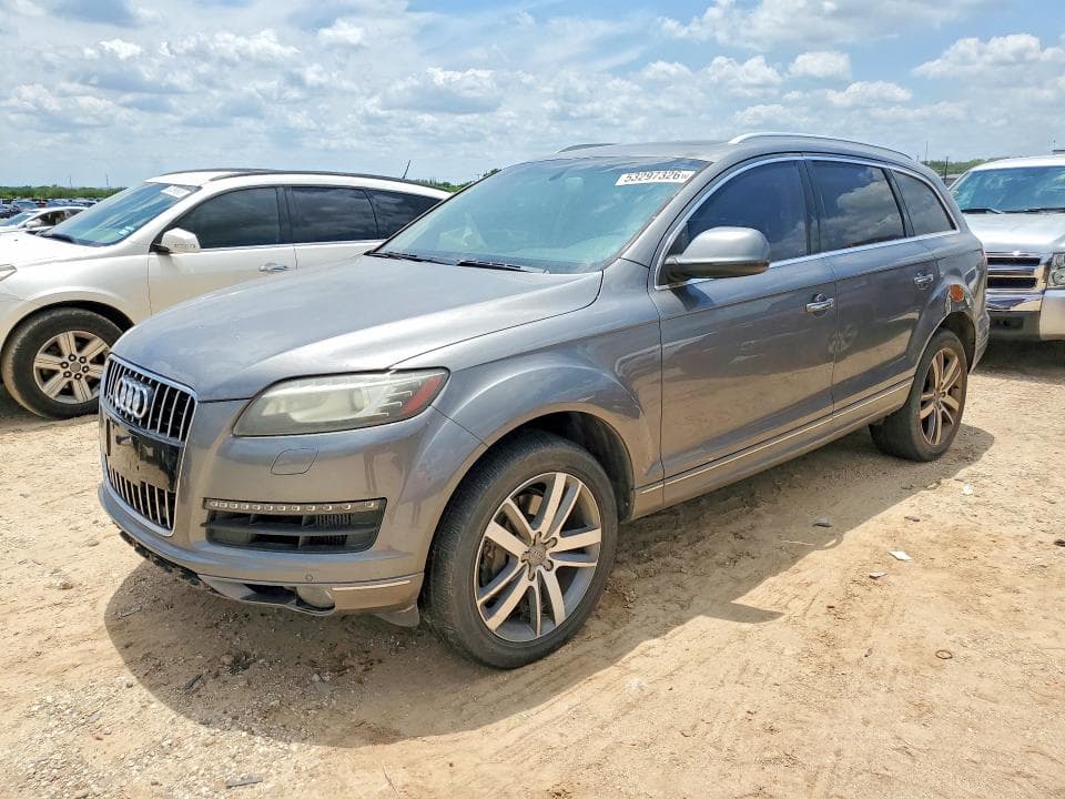 2013 AUDI Q7 - 1