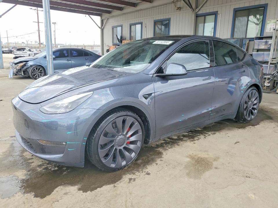 2023 TESLA MODEL Y