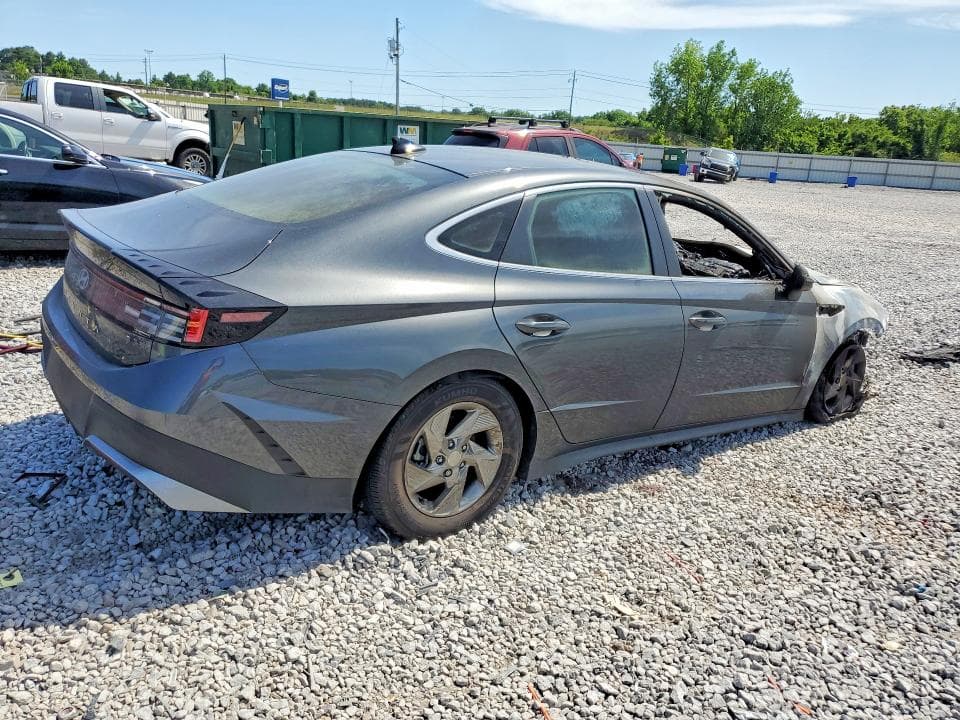 2025 HYUNDAI SONATA SE 3