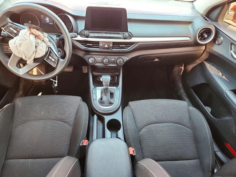 2020 KIA FORTE LXS 8