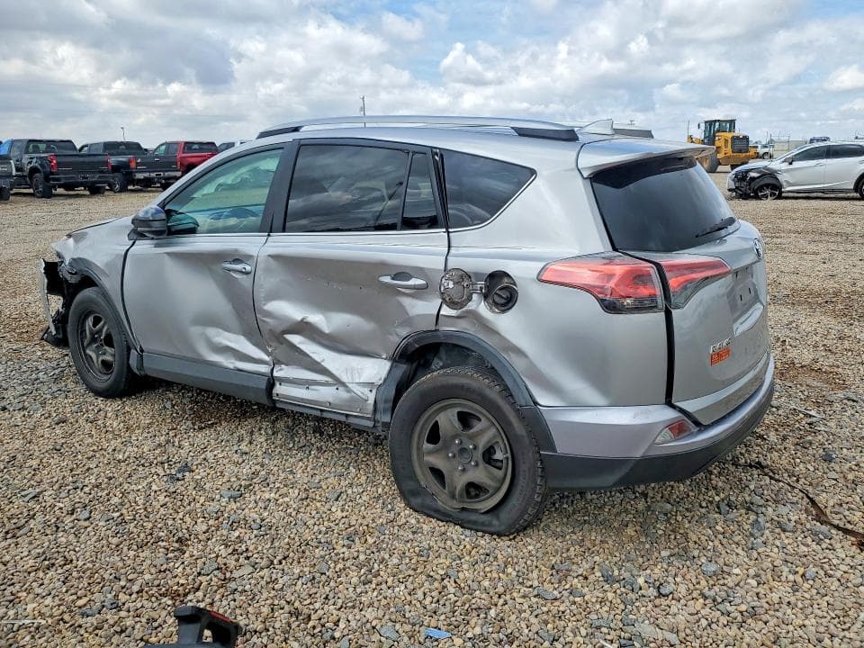 2017 TOYOTA RAV4 LE 2