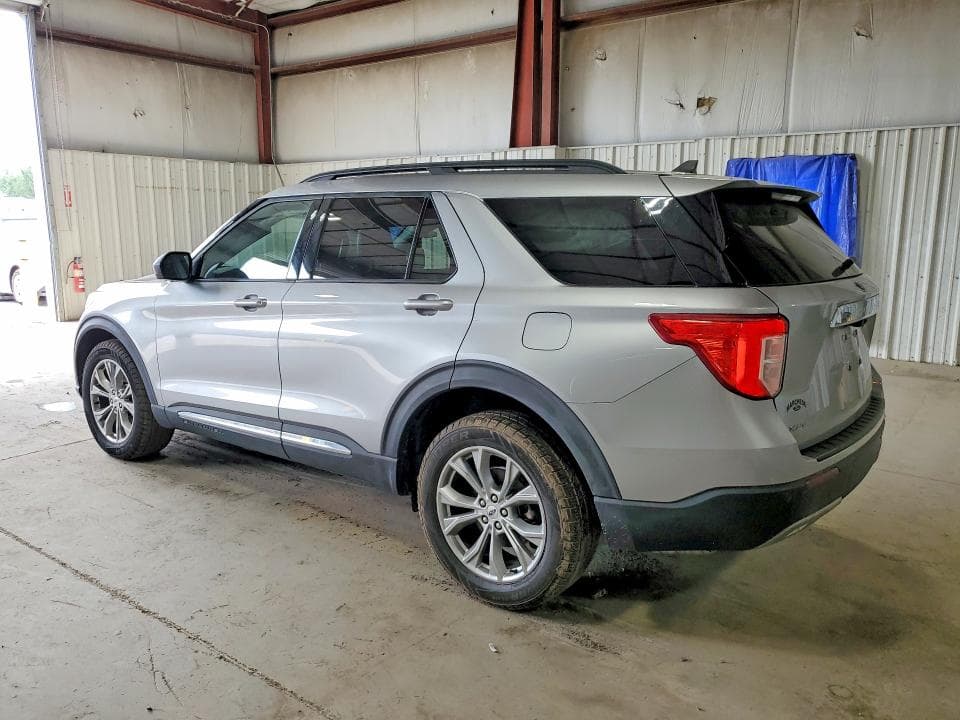 2021 FORD EXPLORER XLT 2