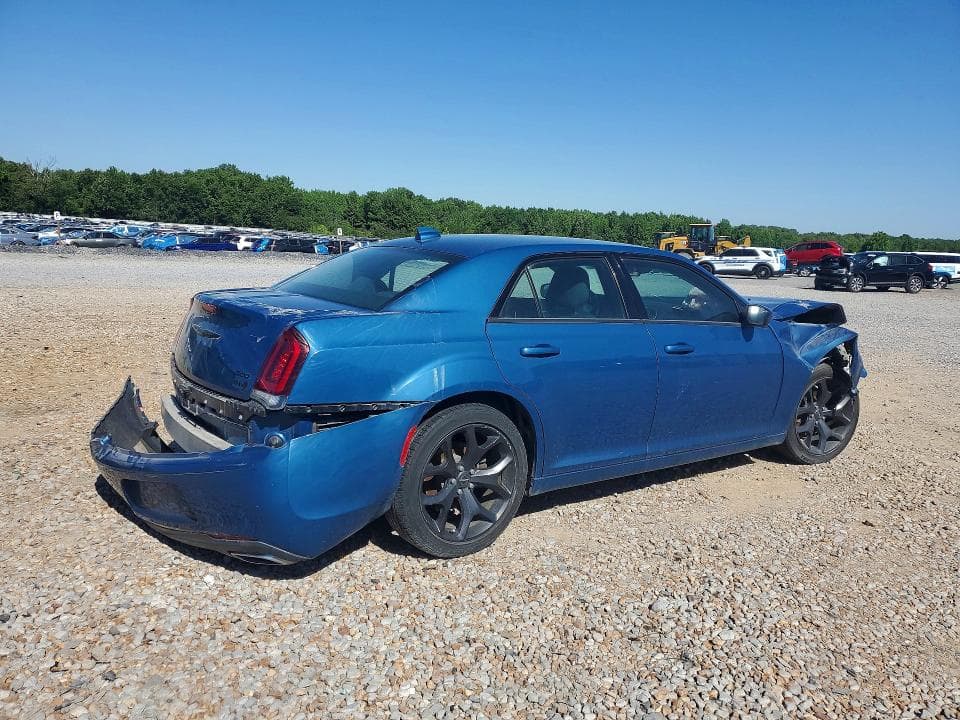 2020 CHRYSLER 300 TOURING 3