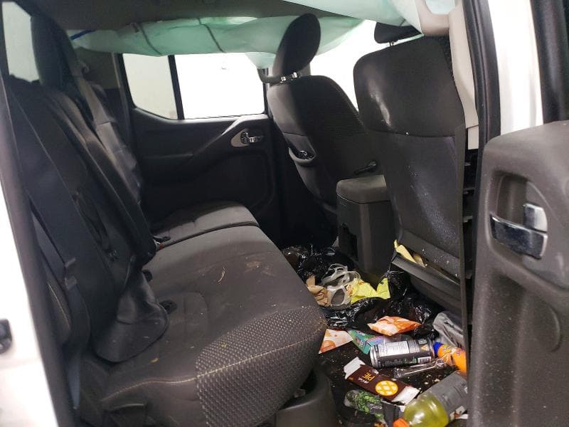 2018 NISSAN FRONTIER S 10