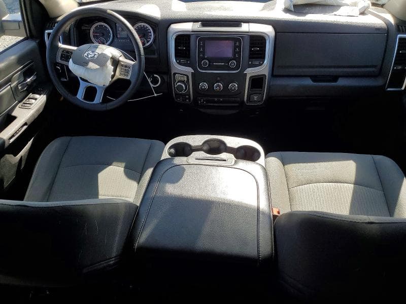 2022 RAM 1500 CLASSIC SLT 8