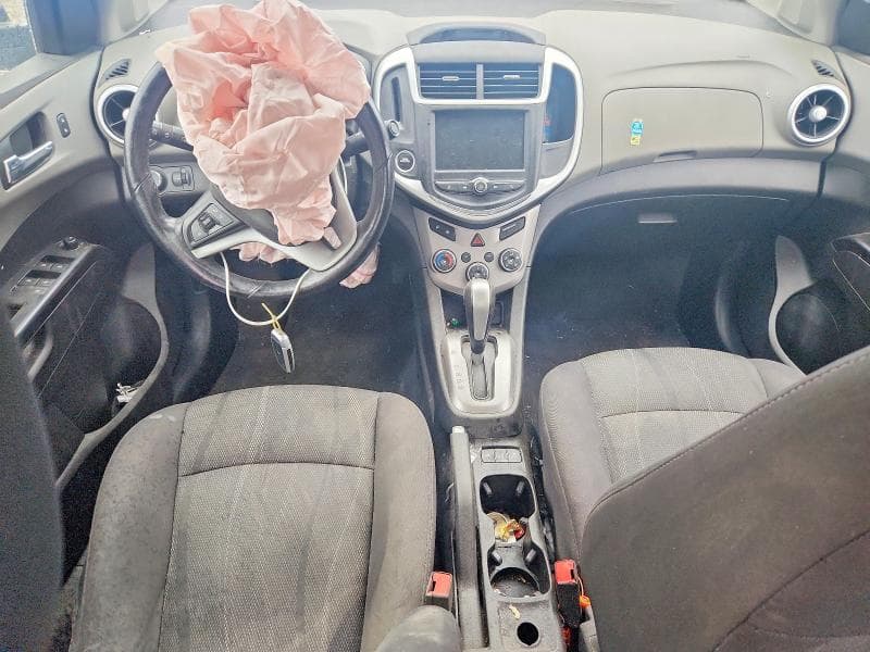 2020 CHEVROLET SONIC LT 8