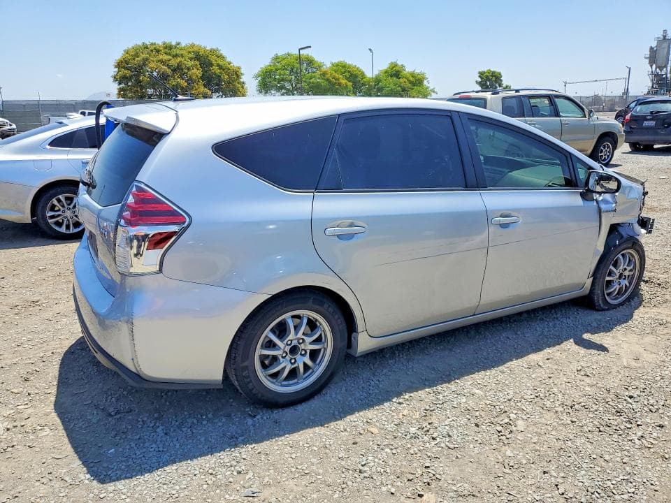 2017 TOYOTA PRIUS V THREE 3