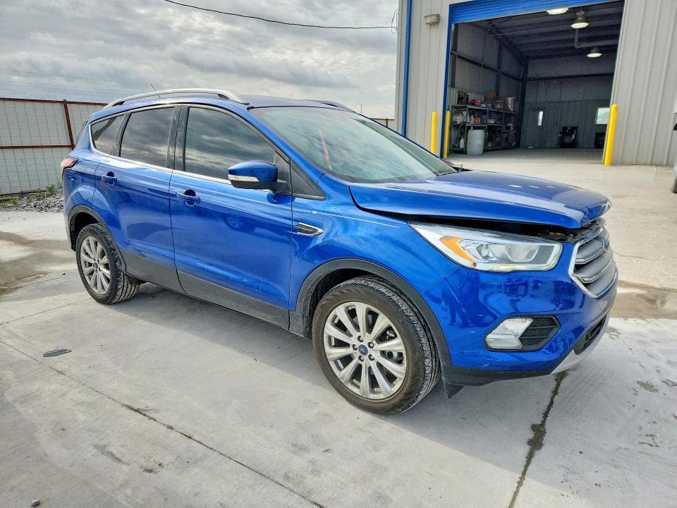 2017 FORD ESCAPE TITANIUM 4