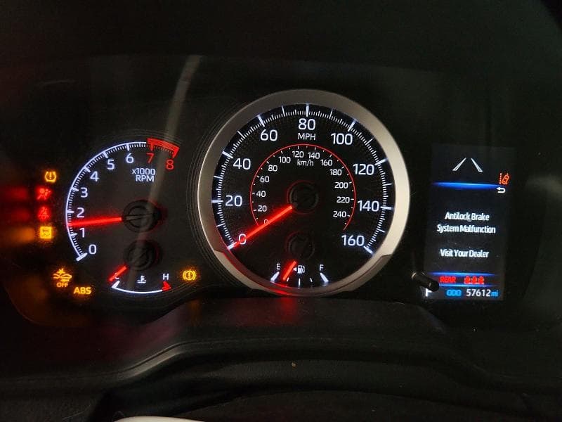 2021 TOYOTA COROLLA SE 9