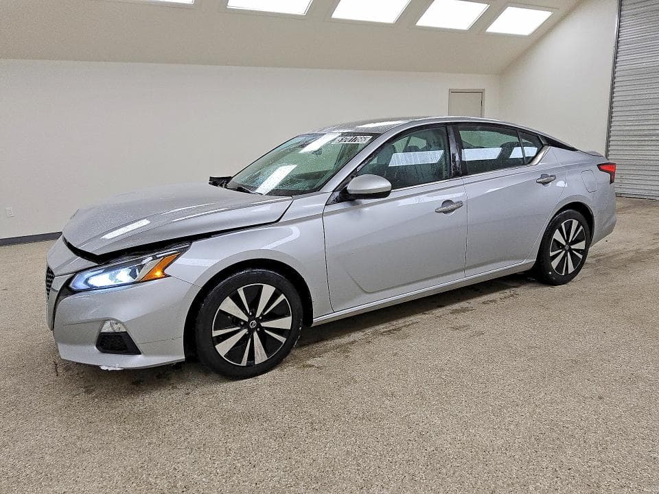 2022 NISSAN ALTIMA SV - 1