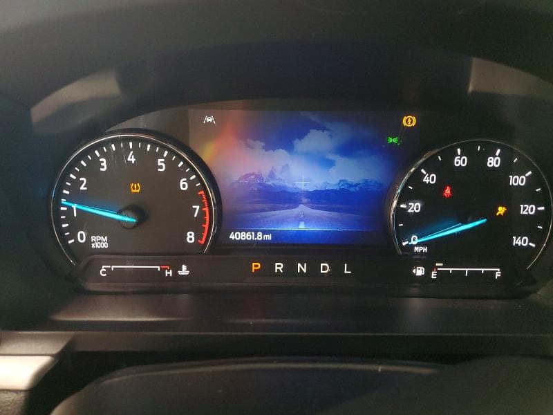2021 FORD EXPLORER XLT 9
