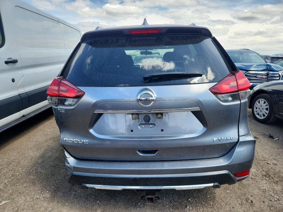 2017 NISSAN ROGUE SV 6
