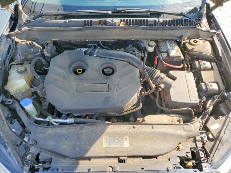 2017 FORD FUSION SE 11