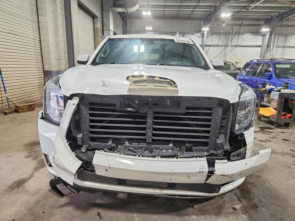 2020 GMC YUKON SLT 5