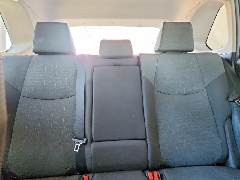 2022 TOYOTA RAV4 XLE 10