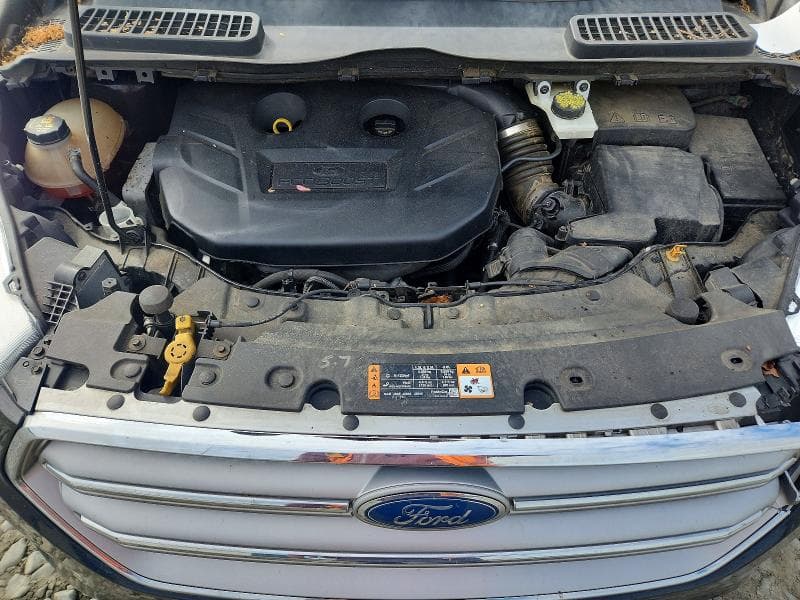 2017 FORD ESCAPE SE 11