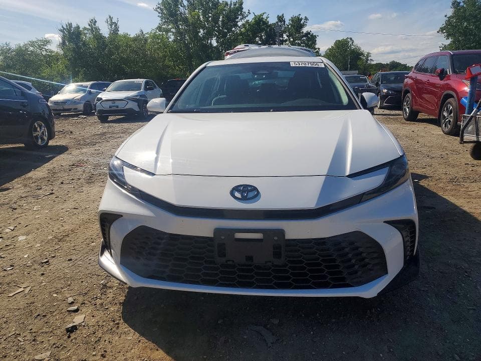 2025 TOYOTA CAMRY SE 5