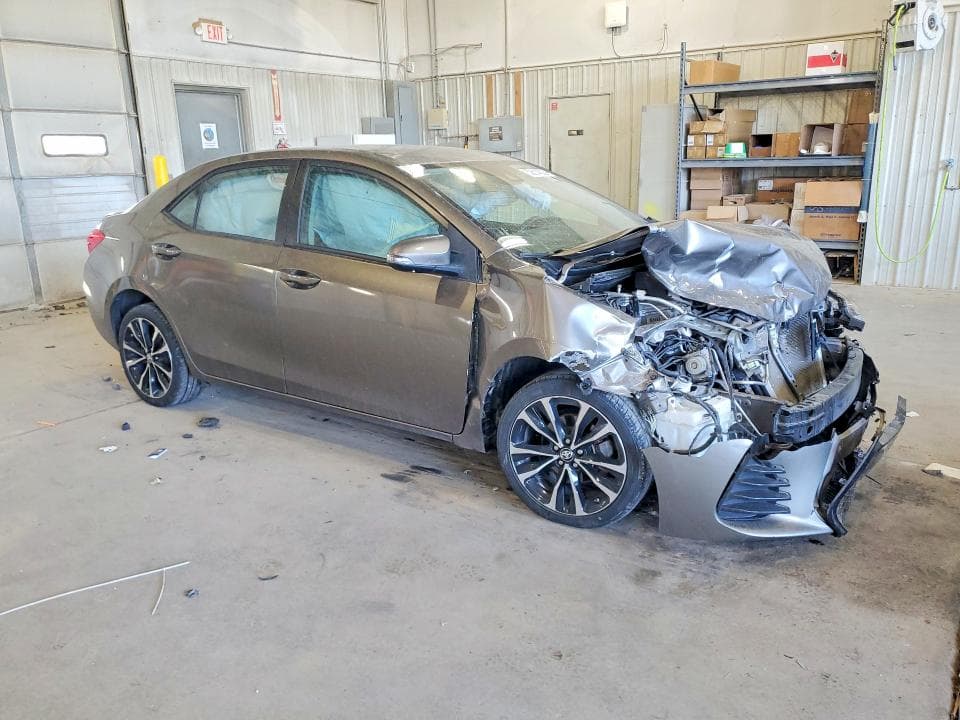 2019 TOYOTA COROLLA SE 4