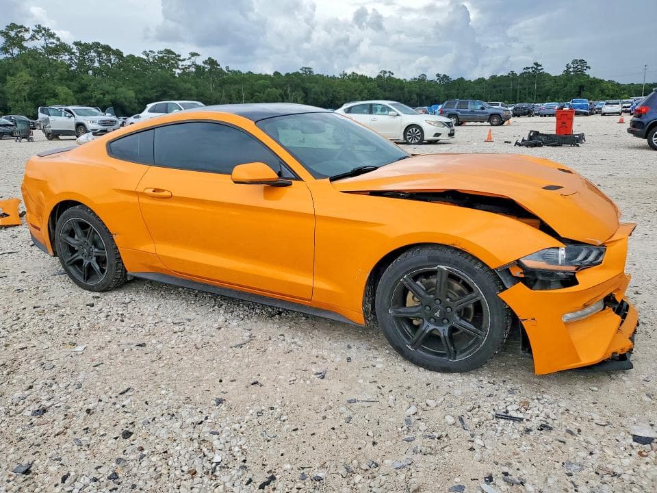 2019 FORD MUSTANG 4
