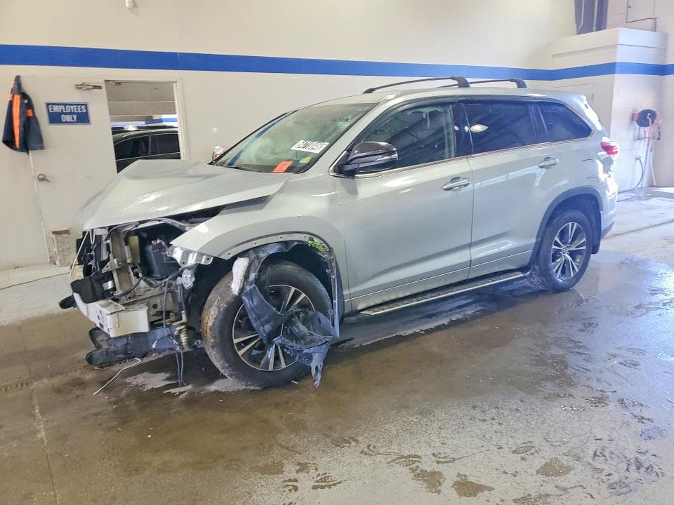 2018 TOYOTA HIGHLANDER